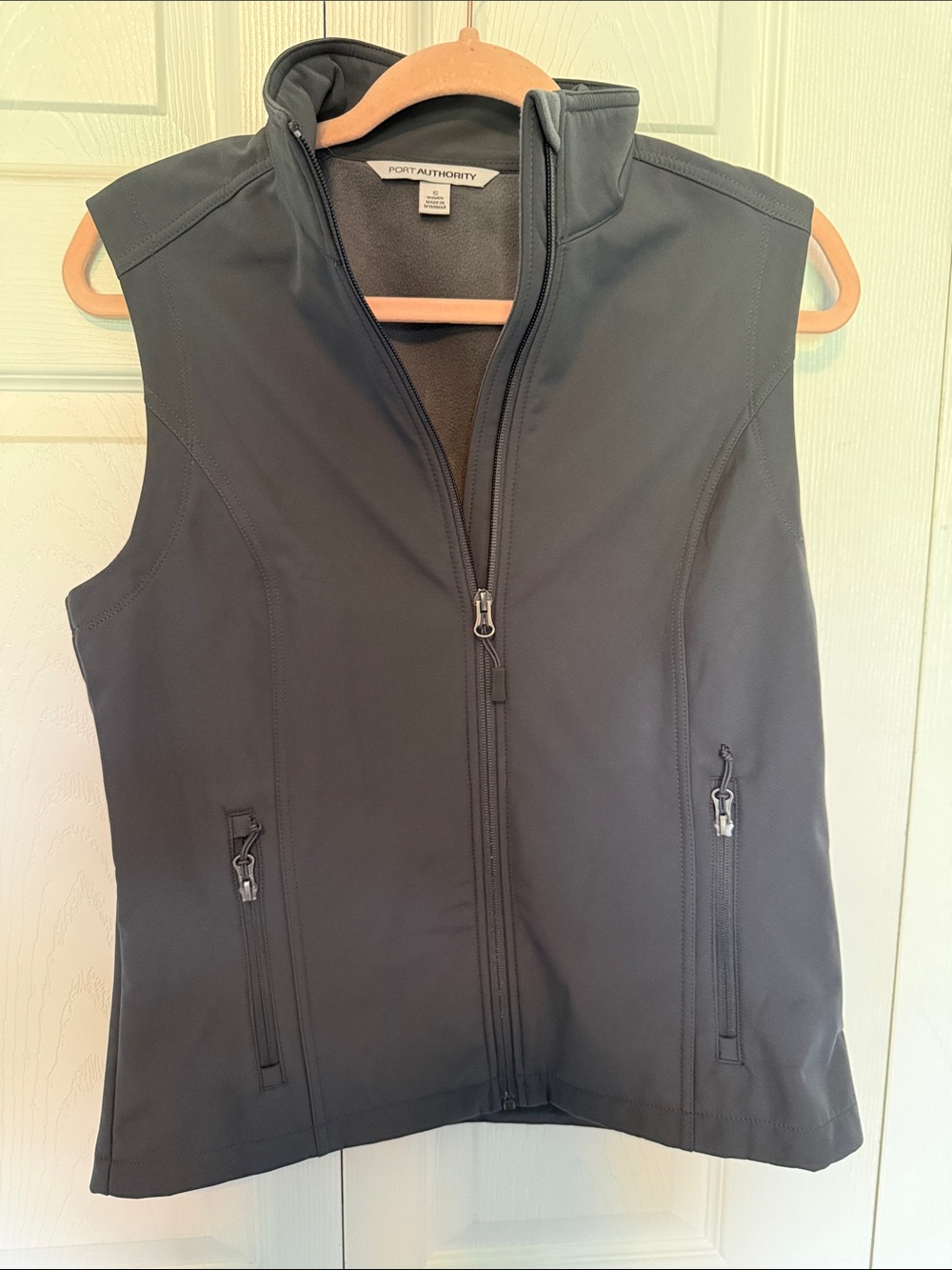 Port Authority Women's Charcoal Softshell Vest